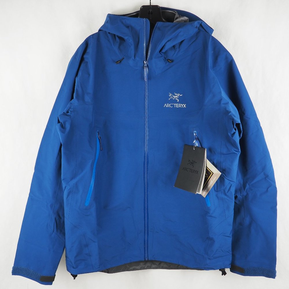 Arc'teryx Men's Beta LT Jacket Lightweight Gore-Tex Pro Shell Triton Navy Blue M